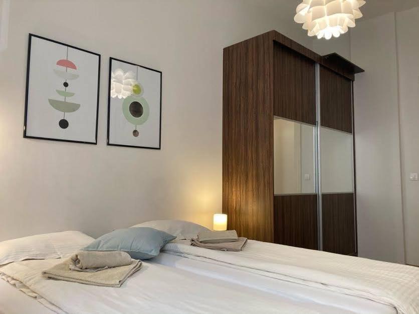 City Break Apartments Chic And Luxury Белград Екстериор снимка