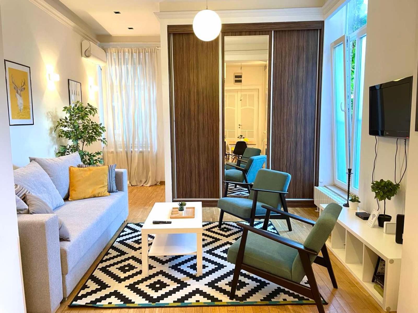 City Break Apartments Chic And Luxury Белград Екстериор снимка