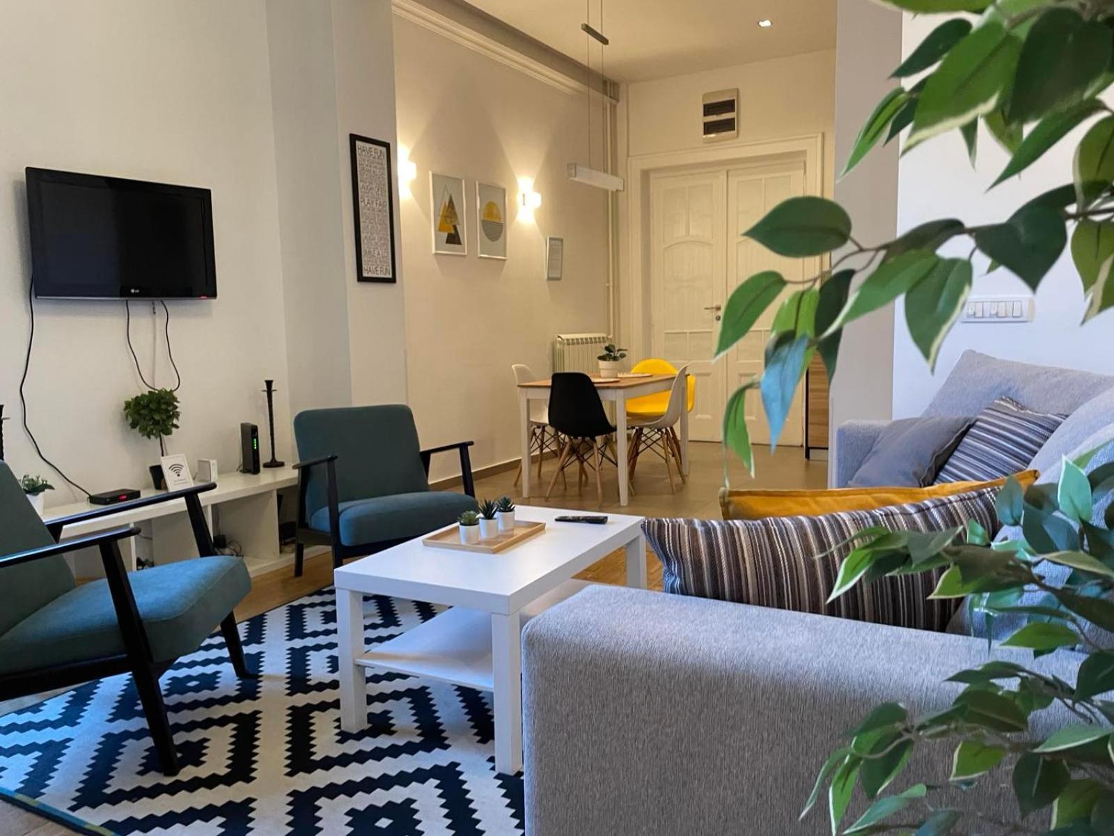 City Break Apartments Chic And Luxury Белград Екстериор снимка