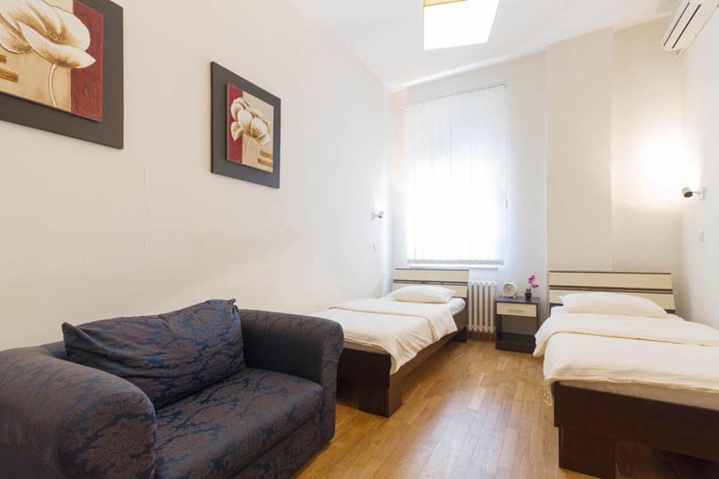 City Break Apartments Chic And Luxury Белград Екстериор снимка